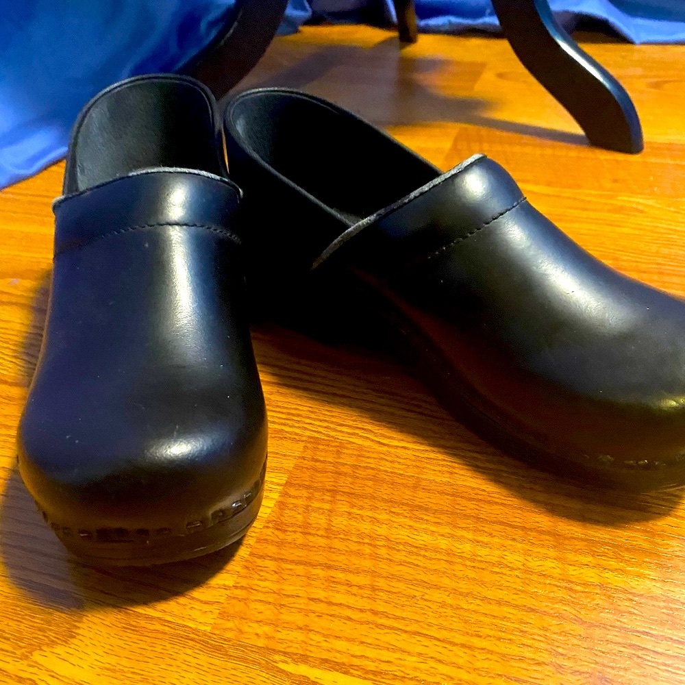 Work Clogs - image 3